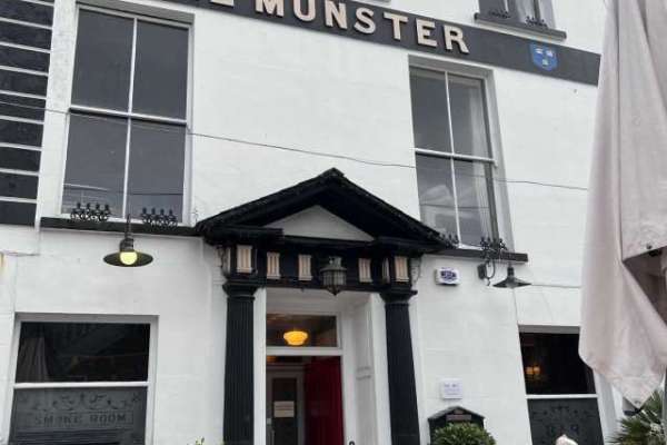 25% decrease in number of Waterford pubs